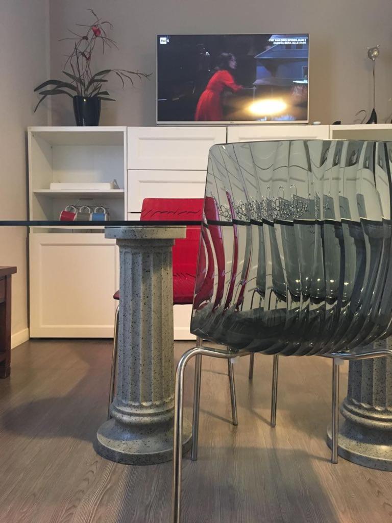 Kibilu - Via Thaon De Revel Apartment Milano Ngoại thất bức ảnh